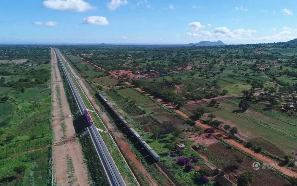 中国援建非洲铁路_非洲通中国铁路_非洲的中国铁路